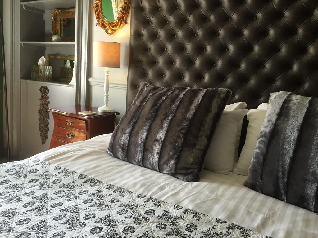Bed and Breakfast The Retreat Castle Bonnyrigg Екстер'єр фото